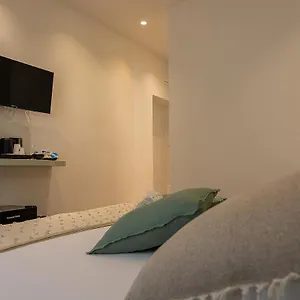 Brezza Marina Bed & Breakfast